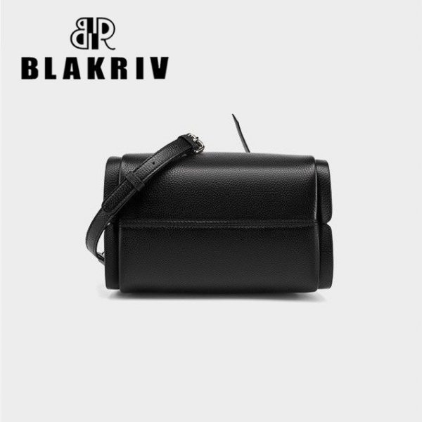BLAKRIV Rowan Bucket Bag - Image 3