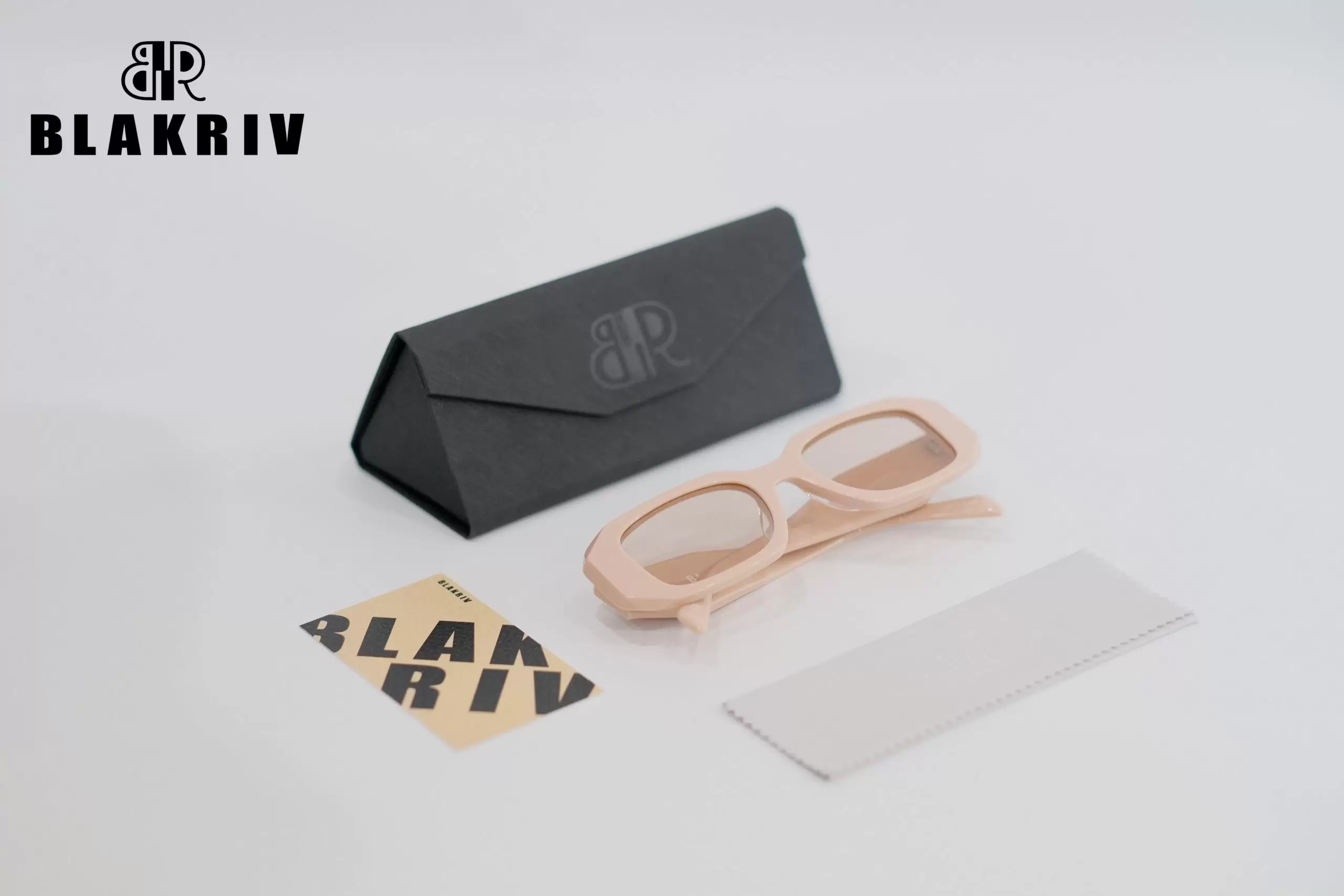 BlakRiv Logo Pink Rectangle Women Sunglasses - Image 2